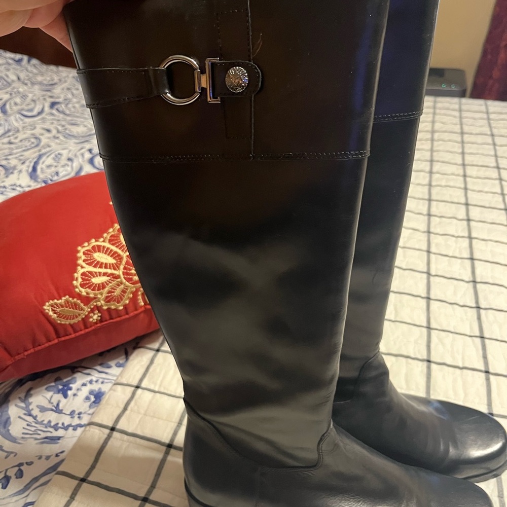 Anne Klein Sleek Black Heeled Boots
